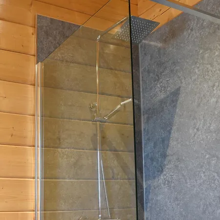 Oak - Uk30005 * Lindal in Furness